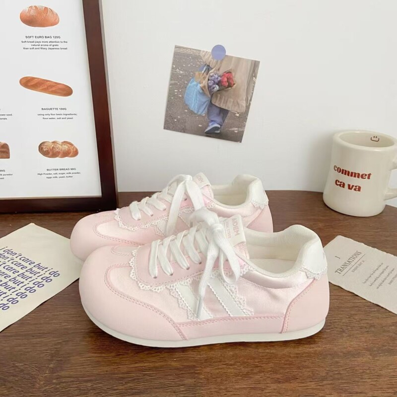 粉色泡芙德训板鞋女丑萌2025新款小众设计芭蕾帆布