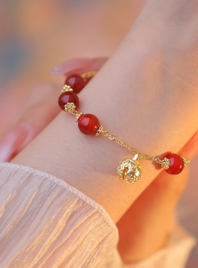 新中式古风铃铛本命年红玛瑙手链女生新中式国风转运珠福牌双层红
