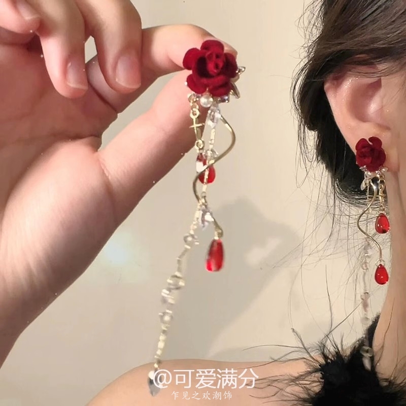 「玫瑰恋人」新年酒红色植绒花朵流苏耳钉复古显白轻奢方圆脸耳饰