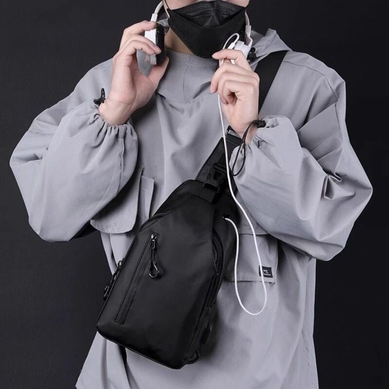 单肩斜挎防水外卖骑行胸包旅游礼品时尚休闲运动小背包男便携出行