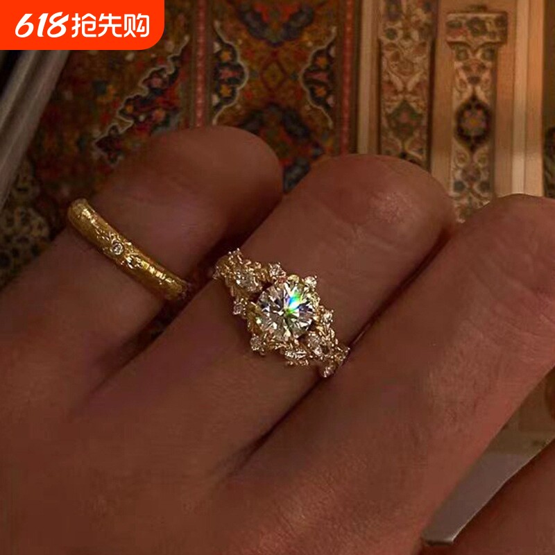 法式老钱风满钻鸽子蛋戒指高级感中古宫廷风爆闪复古指环开口调节
