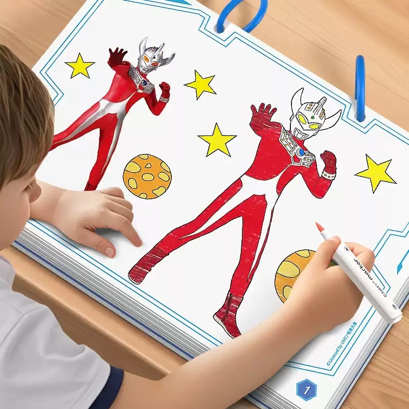 奥特曼画画本儿童3-6岁涂色本男孩早教益智卡通涂鸦绘画本填色书