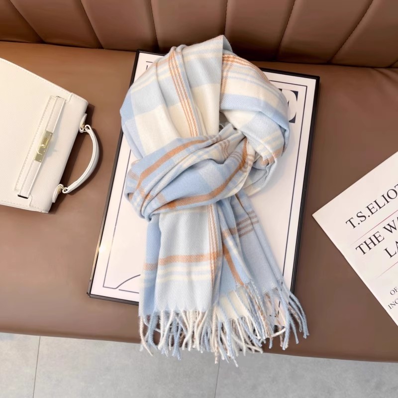 围巾冬季女高级感蓝色格子披肩2025新款感学生围脖男白色英伦新年