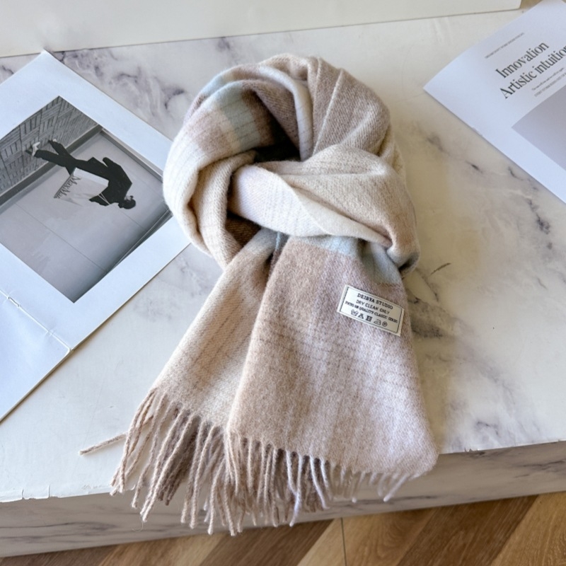 羊毛围巾女秋冬季围脖100%绵羊毛格纹礼盒送礼物实用黑色新年软糯