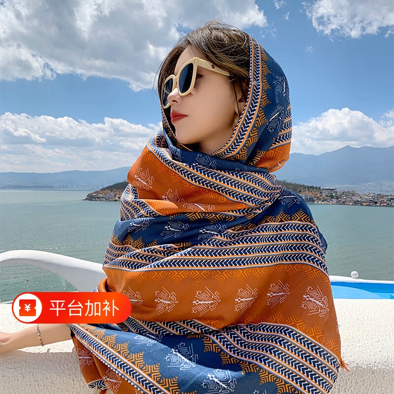 外搭民族风围巾丝巾披肩防晒女薄款云南青海敦煌旅游穿搭纱巾红色