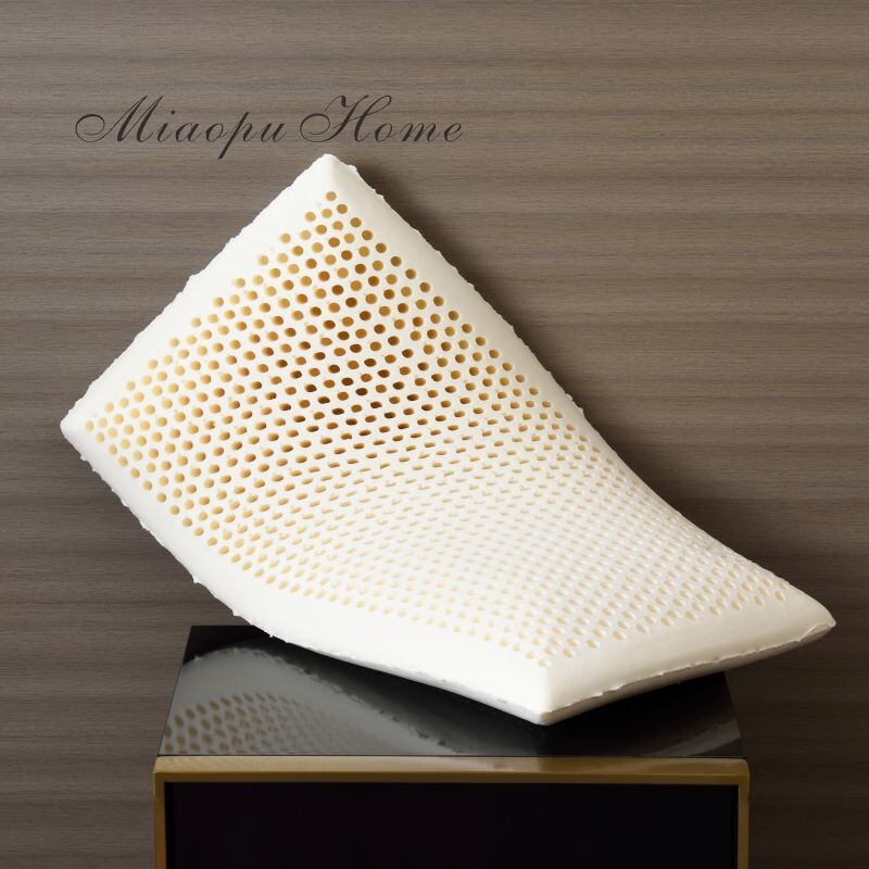 乳胶枕头特拉雷泰国天然乳胶高枕成人家用护颈侧睡卧加长款面包枕