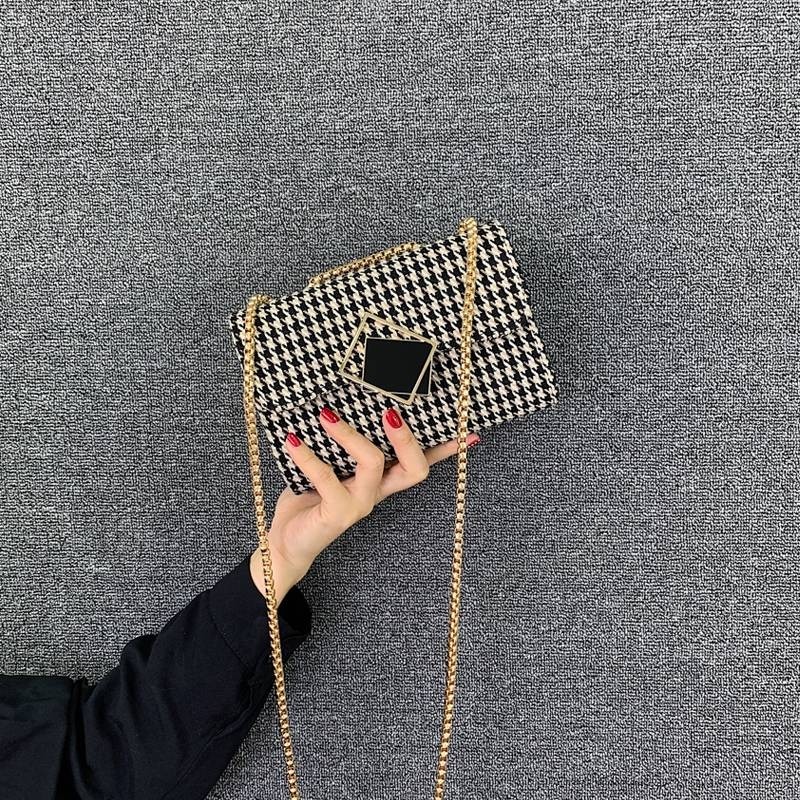 爱马女仕秋冬高级质感小包包洋气爆款感新款斜挎时尚潮流链条女包