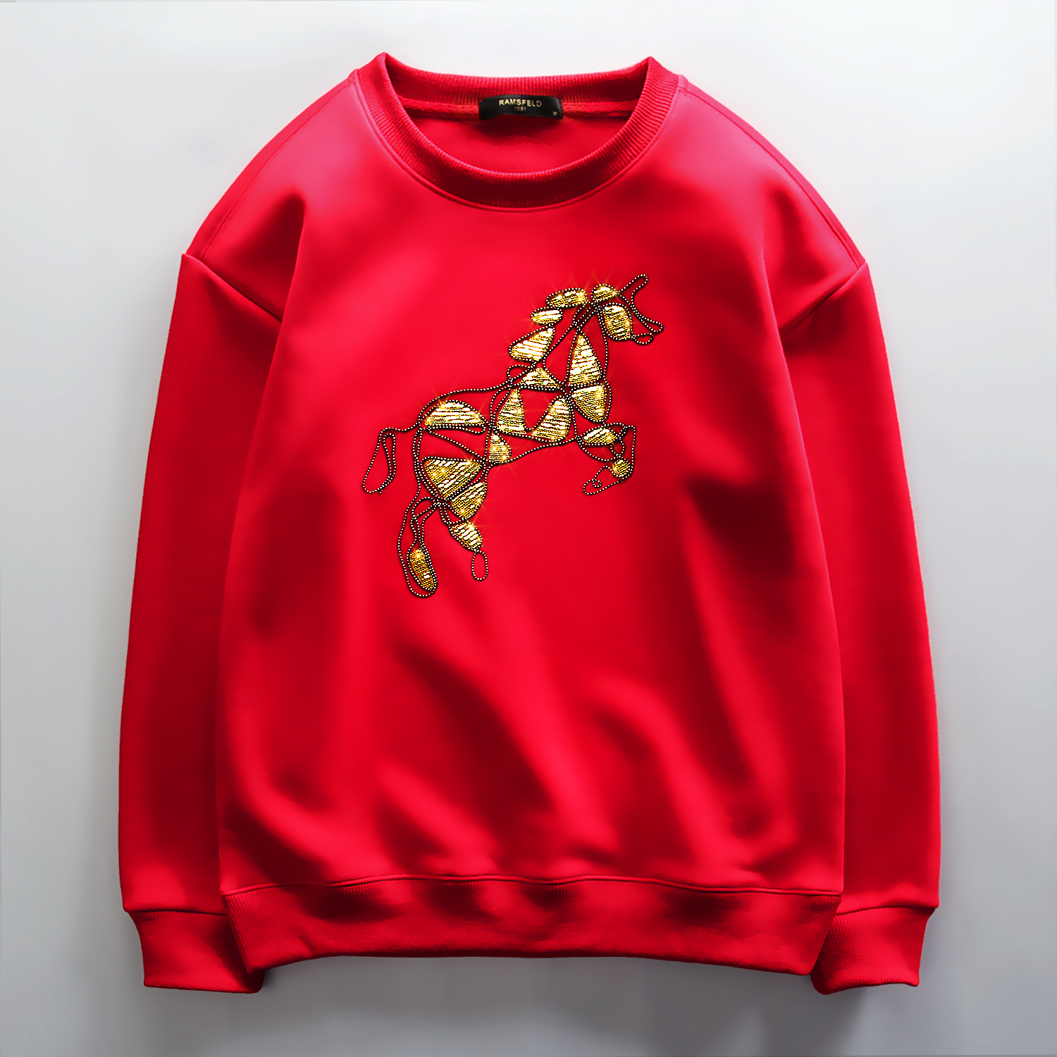 马年纶斯斐刺绣骏马图套头卫衣男