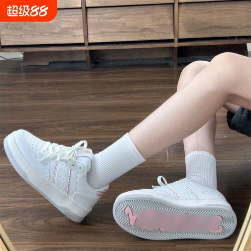 意尔康心选秋季面包多巴胺小众厚底休闲板鞋ins2026学生百搭新款