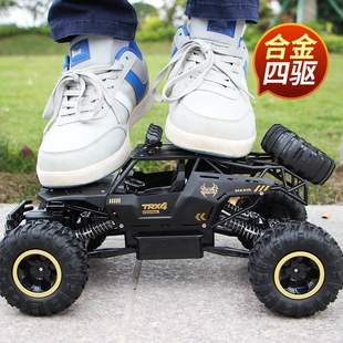 合金遥控汽车越野车四驱高速漂移赛车大号儿童男孩玩具大马力充电