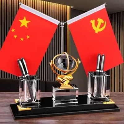老板办公室装饰摆件轻奢高档桌面笔筒摆台创意文台收纳用品高级感