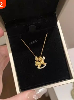 旋转木马铜钱项链2025新款古法金色满钻爱心跑环锁骨链女闺蜜