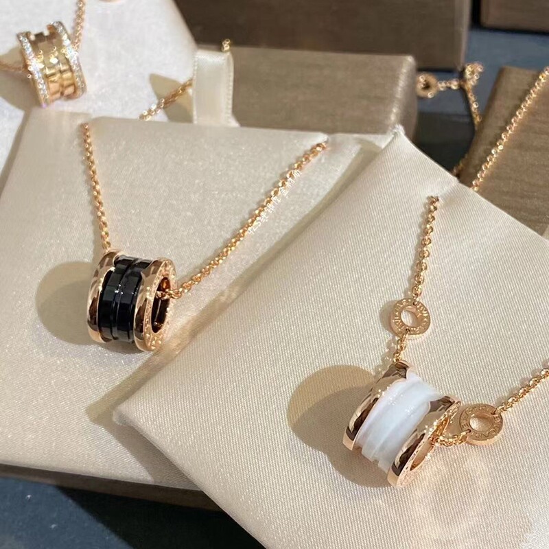 小蛮腰弹簧项链925银镀黑陶瓷小红人慈善款情侣锁骨链不掉色白金