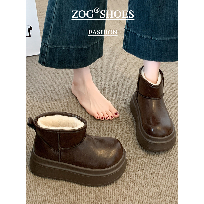 厚底雪地靴女款2025新款冬季加绒加厚皮面防水防滑面包鞋棕色棉鞋