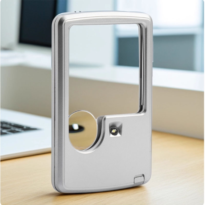 高清3倍6倍卡片放大镜便携式方形带LED灯老人阅读看书手持式随身多功能20倍卡片式鉴定