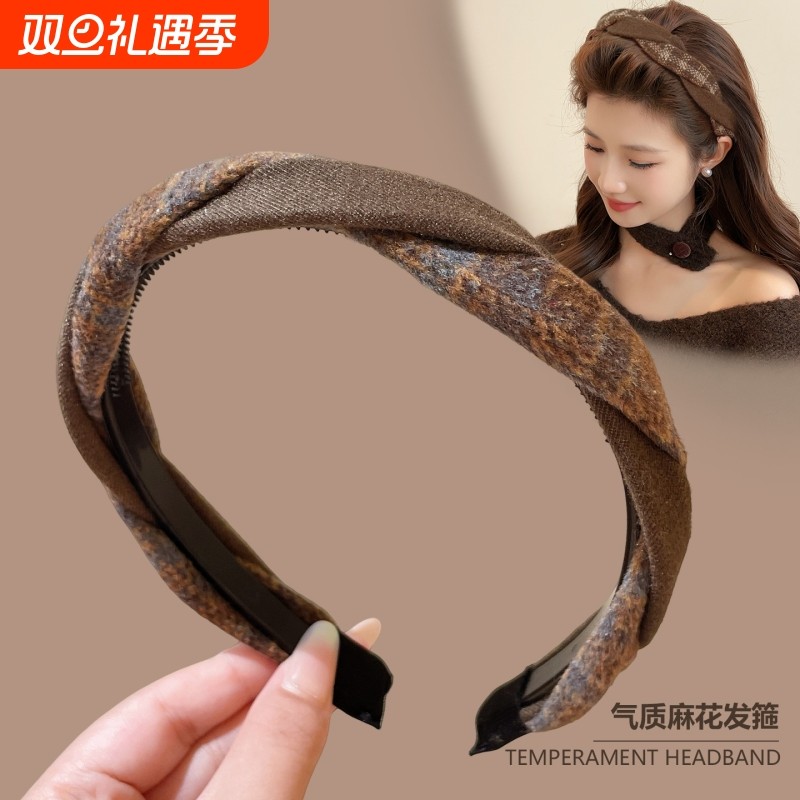 日常外戴麻花毛呢发箍女2025新款高颅顶黑色压发头箍洗脸发卡格子