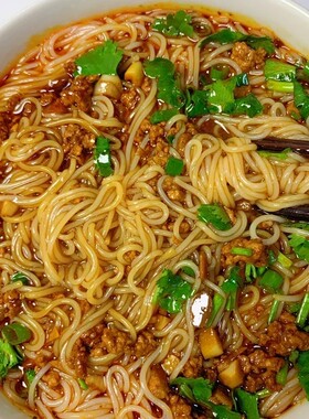 买8桶过桥米线送8桶正宗云南桶装细米线免煮速食夜宵袋装方便冲泡