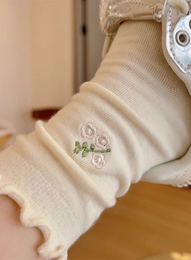 木耳边秋季袜子女中筒袜ins潮提花软糯无骨透气日系复古白色长袜