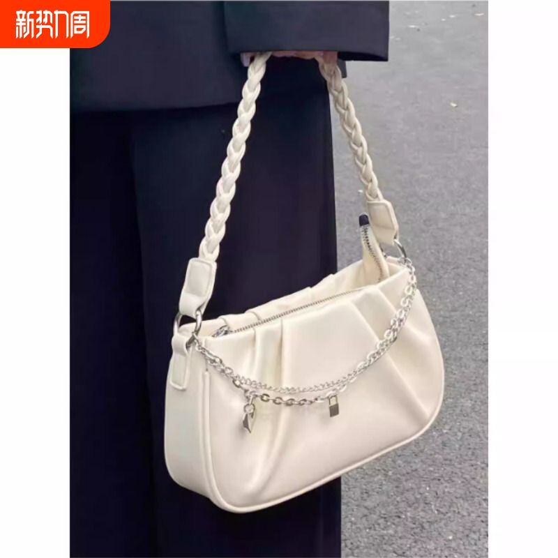 2025夏季新款小众设计包包女云朵手提包斜挎百搭腋下包女轻便链条