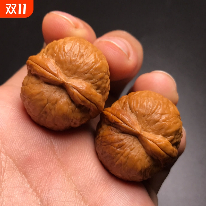 文玩云南核桃粗筋小钢炮蛤蟆头