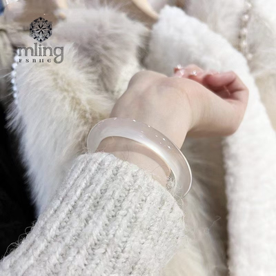 白月光荔枝冻巴西玉髓手镯