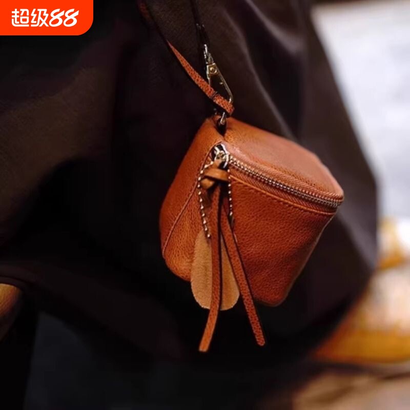 2026新款小众设计ins风迷你手拎耳机口红硬币收纳卡包零钱包手