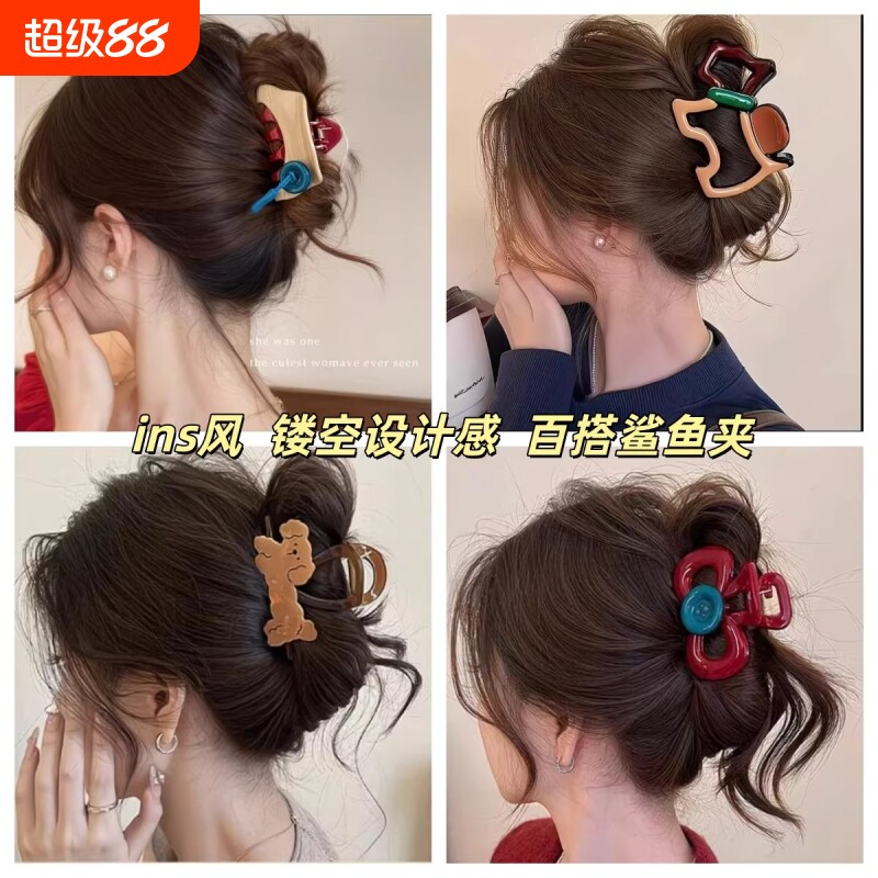 可爱狗发夹鲨鱼夹多巴胺小抓夹女高级感撞色2026新款设计蝴蝶红色图片