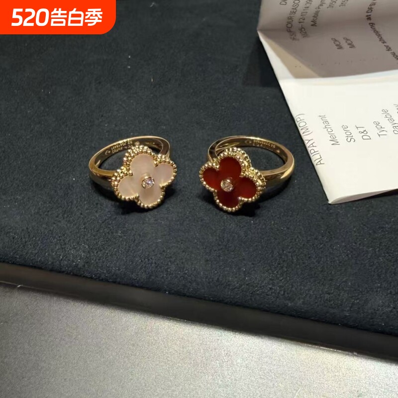 幸运草戒指全新高定品质中钻白贝母18k白金满钻边钻万花筒虎眼红