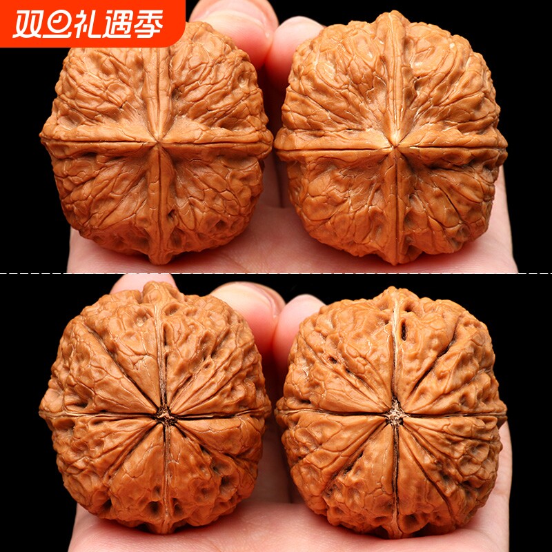 文玩云南野外生铁核桃四棱药包小众异形盘玩男女随身手把件四座楼