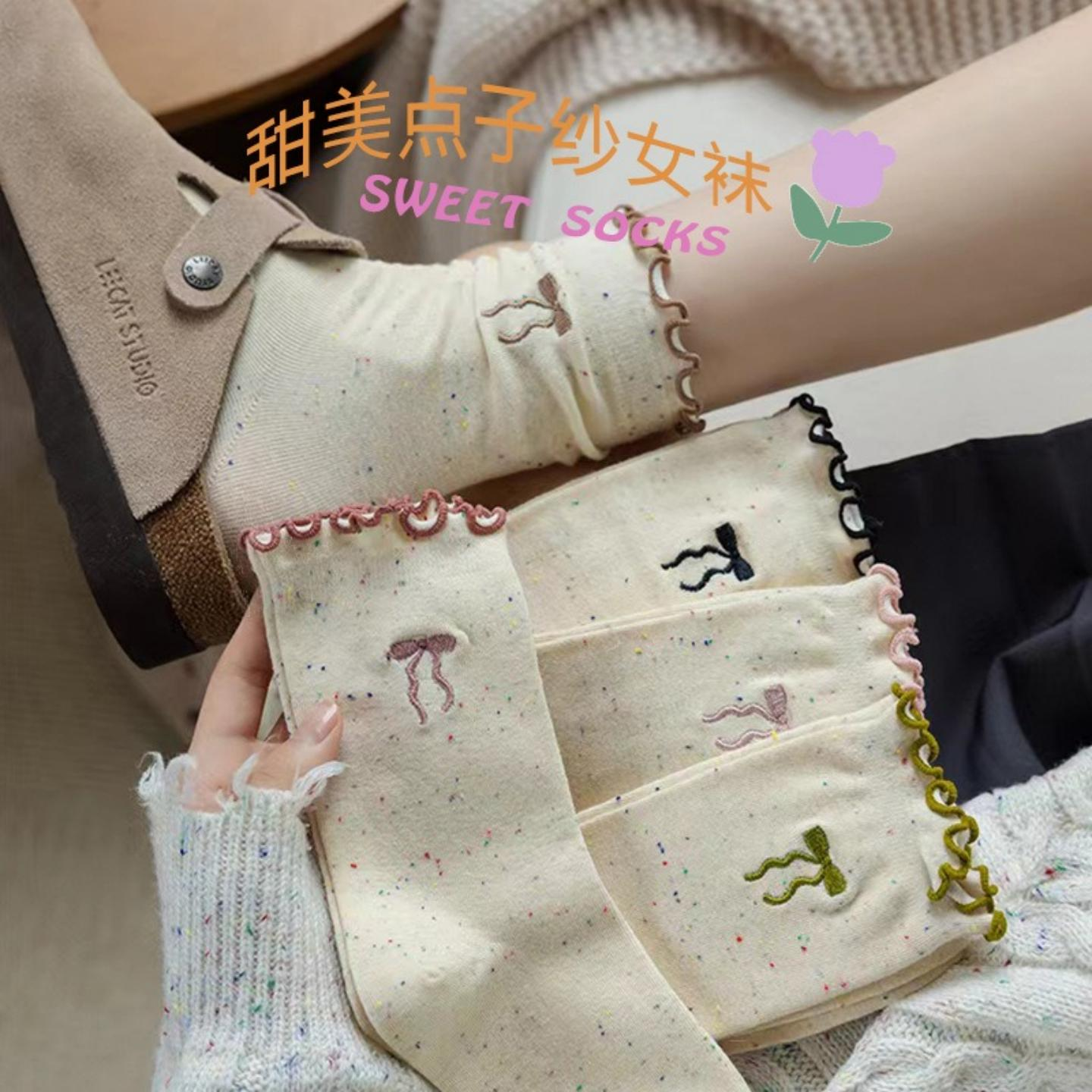 木耳边袜子女中筒春秋英伦风小皮鞋搭堆堆袜玛丽珍配乐福鞋白色袜