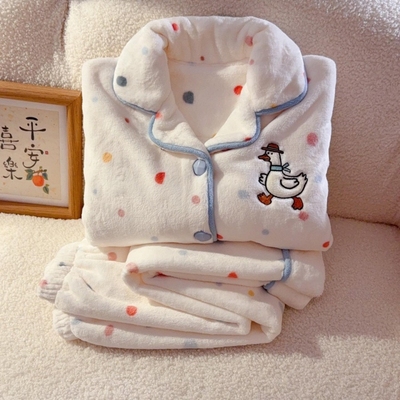 秋冬季女童卡通可爱小鸭睡衣套装