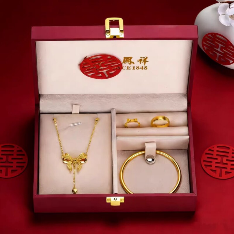 假三金首饰一套订婚仿真沙金手镯五金套装结婚摆台道具婚礼假黄金