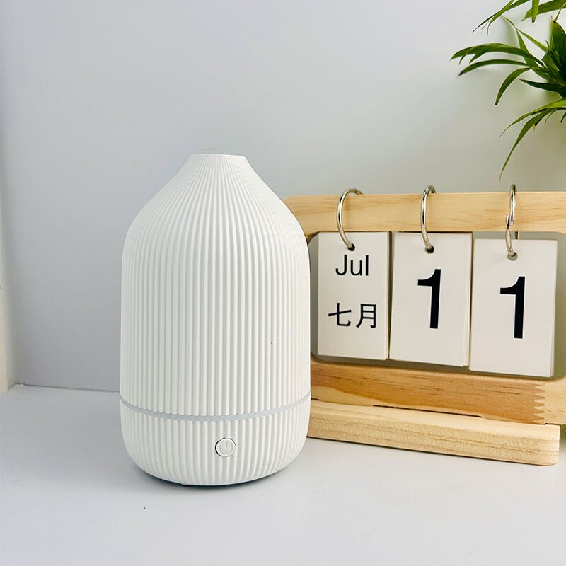 多特瑞精油专用香薰机卧室床头香薰加湿器家用室内USB自动喷香熏