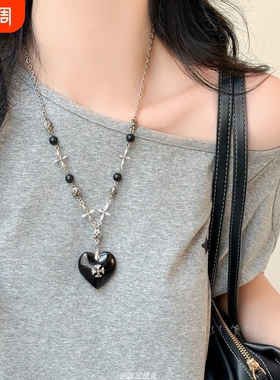 爱心十字架吊坠项链女甜酷辣妹风长款毛衣链ins小众时尚个性配饰