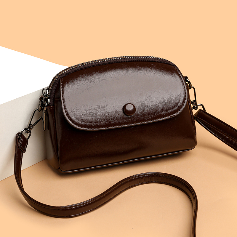 油蜡皮新款小包包女2025新款百搭女包手机包单肩软皮休闲斜挎小包