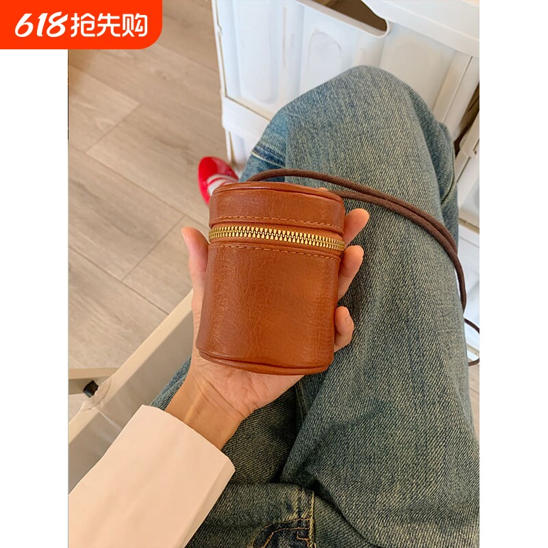 2025单肩斜挎钥匙口红包爆款小众文玩手串包质感收纳包单肩包
