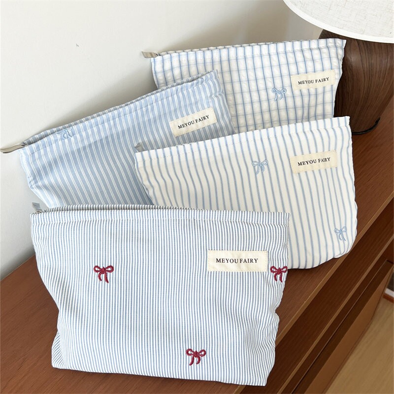 小清新化妆包大容量便携护肤品收纳袋旅行内胆包补妆包洗漱包手拿