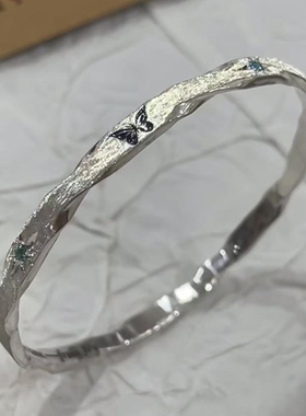 网红爆款高颜值蝴蝶手镯新款小众设计轻奢时尚手环男女同款送礼物