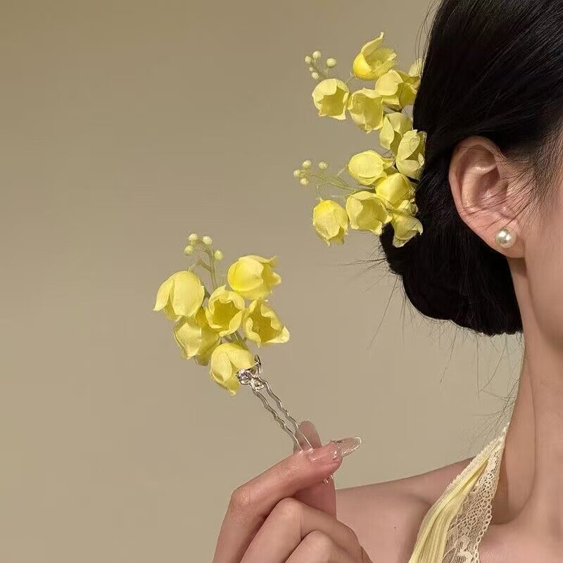 迎铃兰氛围感黄色花朵发簪发钗度假风拍照发饰新中式发型婚礼造型