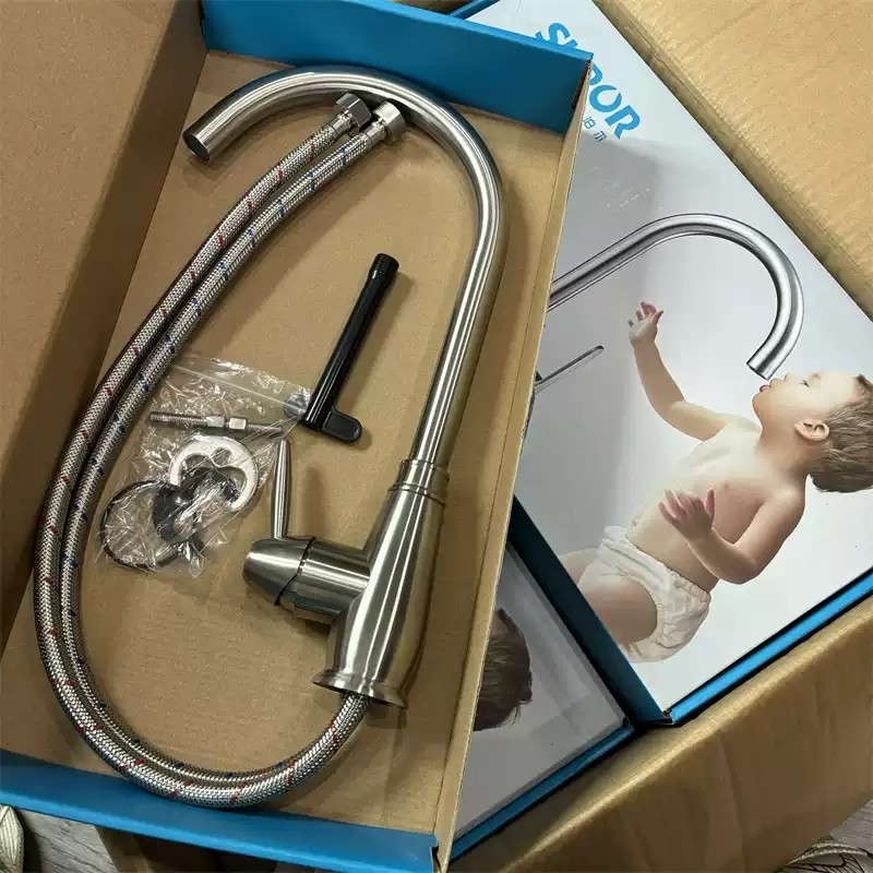 这质量没话说！亏出！正品防溅旋转家用拉丝亮面不锈钢水龙头