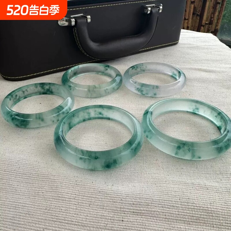 缅甸老坑平替翡翠手镯石英岩独龙玉高冰玻璃种满阳绿飘花圆条仿石