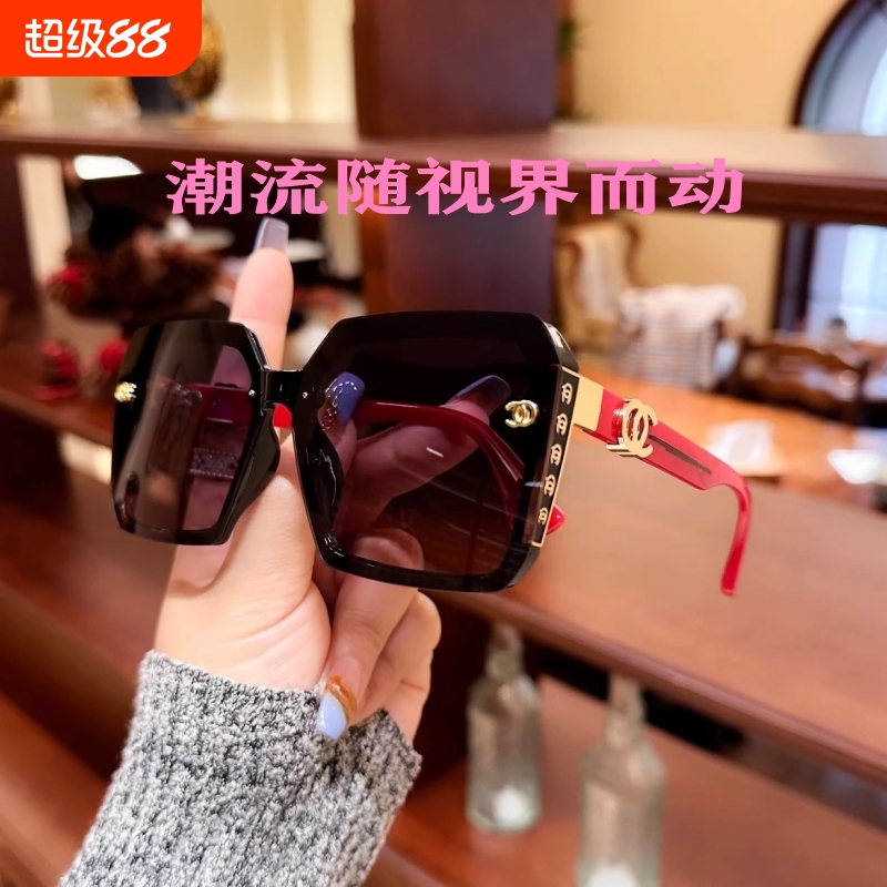 2025新款太阳镜时尚遮阳镜高级感女士墨镜防紫外线大脸女款眼镜夏