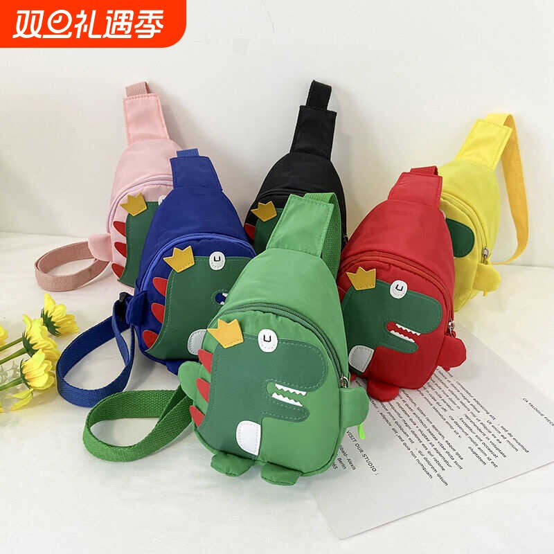 可爱小男孩儿童包包男童胸包时尚女童斜挎包宝宝小包包小恐龙潮包