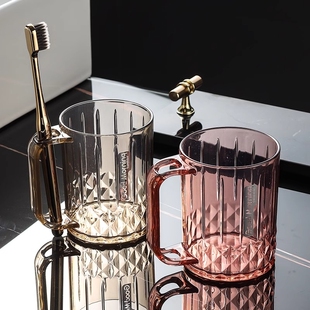 轻奢情侣刷牙杯洗漱杯高档家用一家三口漱口杯高颜值牙缸杯子牙刷