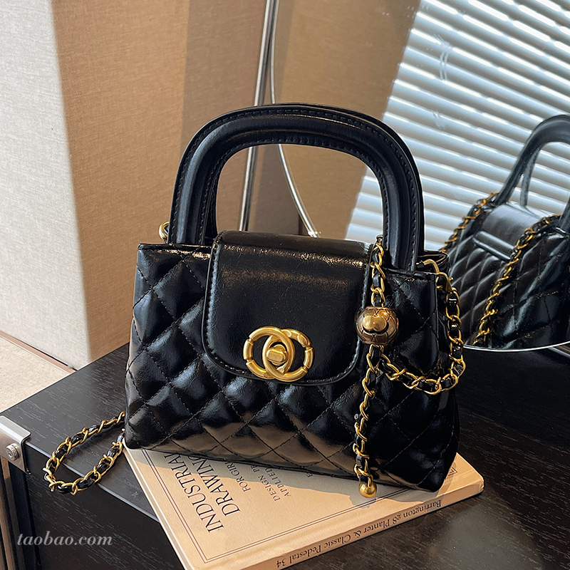 2025秋冬季新款潮流时尚小方包