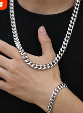 时尚不锈钢古巴链钛士粗款男钢珠简扣H手链潮嘻哈宝约个性ins配饰