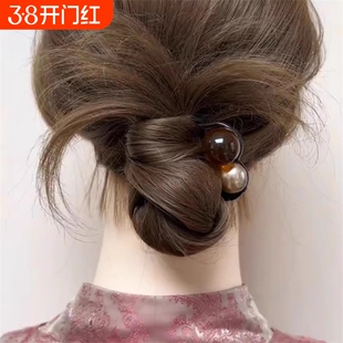 高级感u型三齿珠珠发簪2025新款高端气质簪子新中式盘发发钗头饰