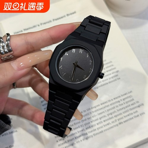黑武士石英大表盘手表