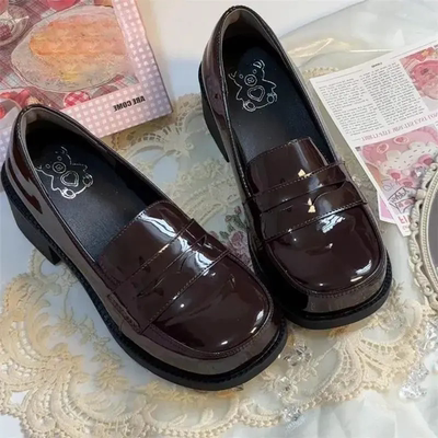 高跟学院风小皮鞋中跟