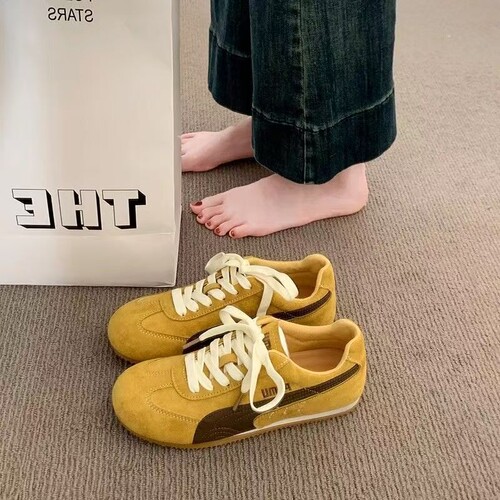 意尔康女款休闲鞋百搭平底女鞋